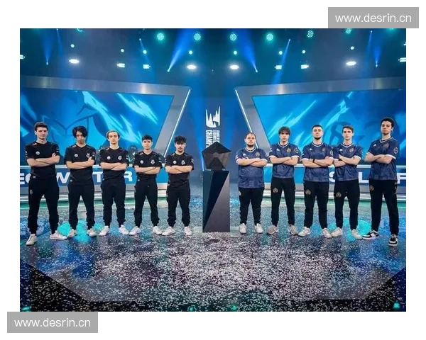 LOL线下赛精彩回顾与分析 战队对决引爆电竞激情赛事精彩瞬间